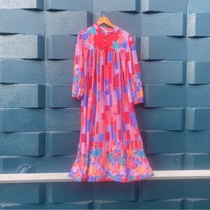 Vintage muumuu by Granada in primary colors "stained glass" floral pattern 1X